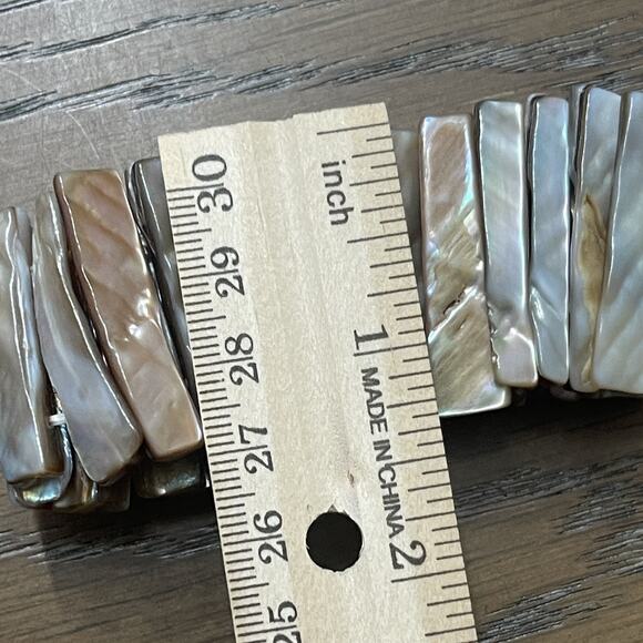 Abalone Mother of Pearl Stretch Bracelet Neutral Natural Beachy Boho Jewelry - Picture 5 of 5